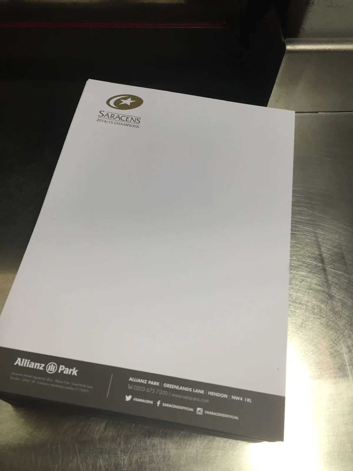 Saracens 2014/15 champions letterhead on metal counter